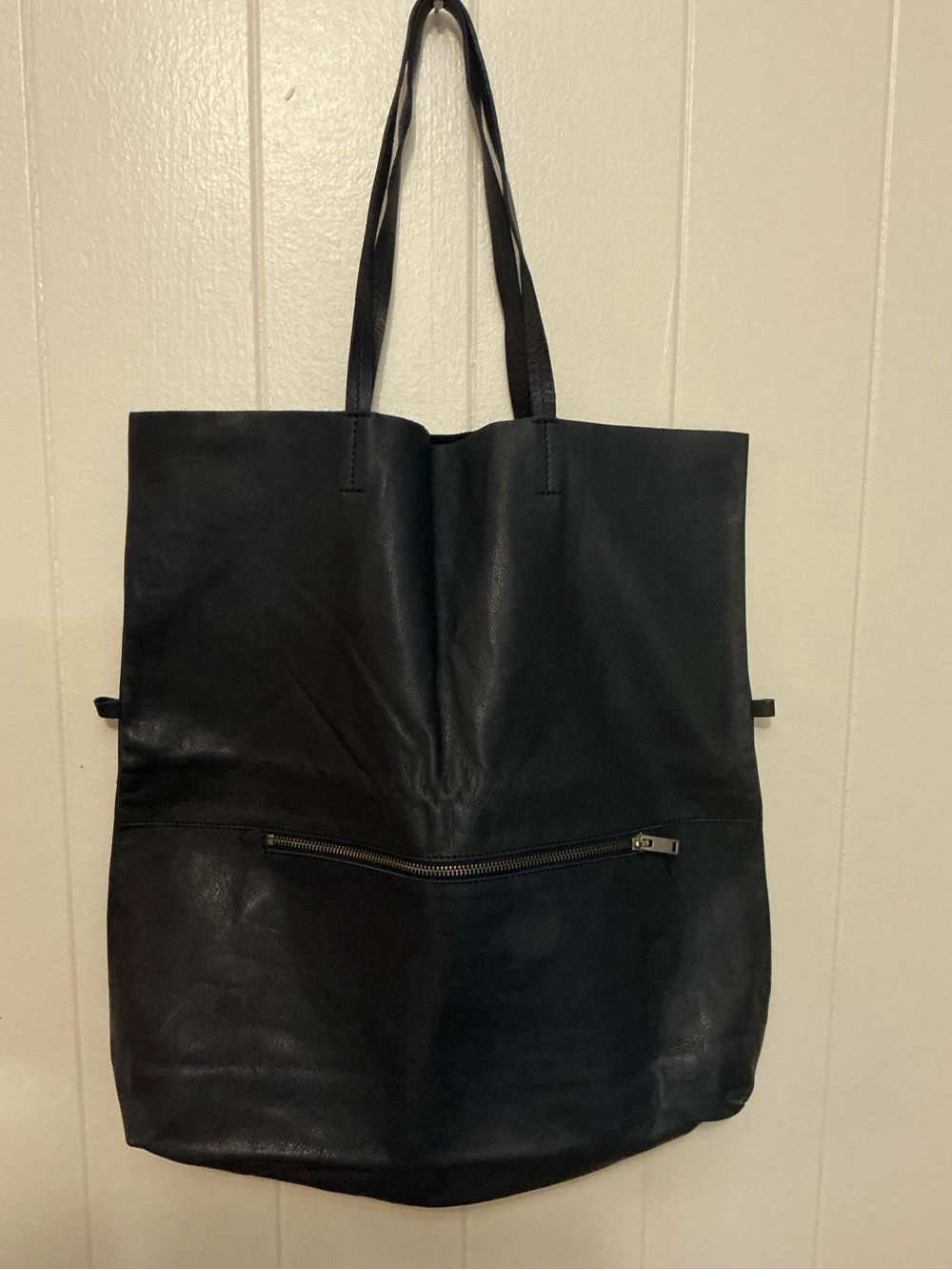 A Nice Large Lightweight dark blue COS Leather Crossbody Tote Handbag Bag
